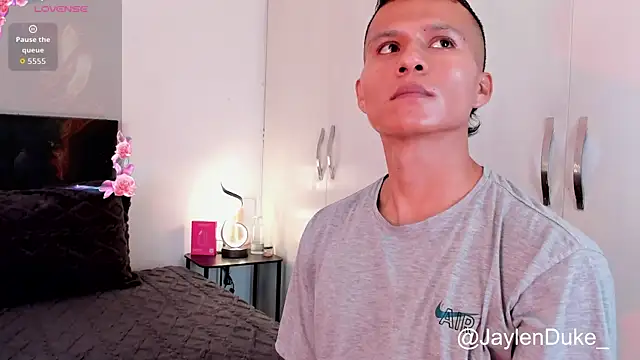 Snapshot of jaylen_and_duke chatting on February 2026 11:11:02 AM jaylen and duke online show from February 2026 11:11:02 AM