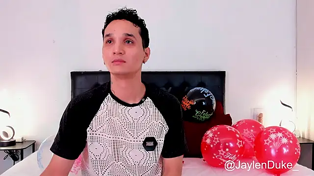 Snapshot of jaylen_and_duke chatting on December 2025 11:12:02 AM jaylen and duke online show from December 2025 11:12:02 AM