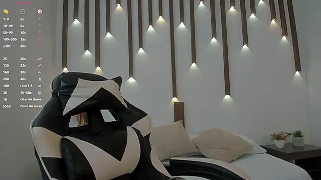 megan cooper28 online show from November 2025 07:14:01 PM