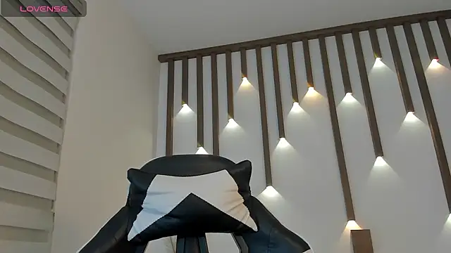 megan cooper28 online show from December 2025 02:04:02 AM