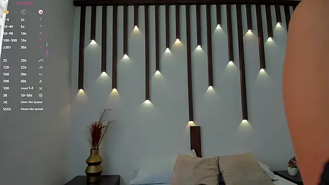 megan cooper28 online show from December 2025 06:56:01 PM