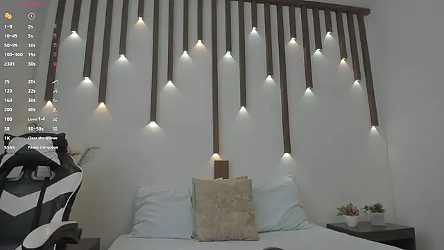 megan cooper28 online show from November 2025 07:13:02 PM