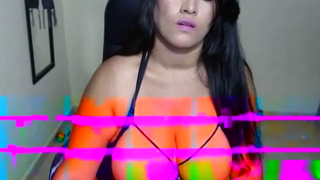 Snapshot of Debora_1_2_3 chatting on October 2025 04:48:01 AM Debora 1 2 3 online show from October 2025 04:48:01 AM
