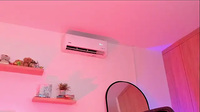 Snapshot of rose_saenz chatting on October 2025 07:59:01 PM rose saenz online show from October 2025 07:59:01 PM