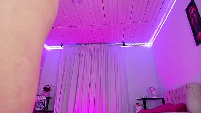 Andrex Joness online show from November 2025 04:34:02 AM