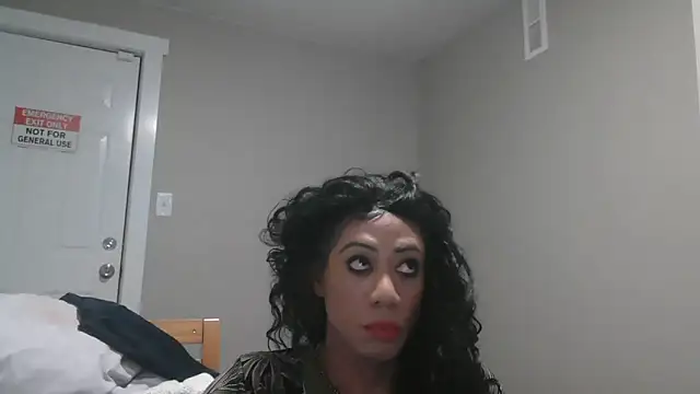 CaramelDipper online show from March 2026 12:44:02 PM