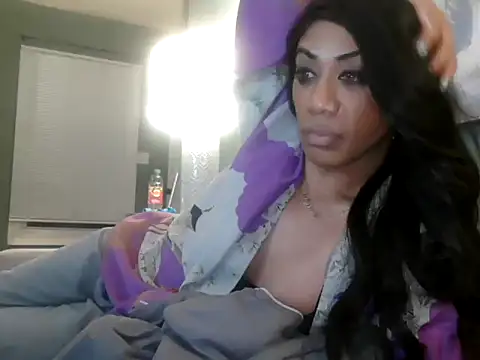 CaramelDipper online show from July 2026 06:42:01 AM