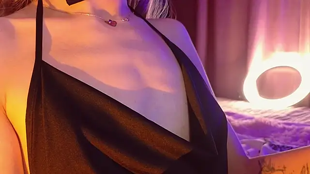 SandraBoyl online show from March 2025 07:24:01 AM