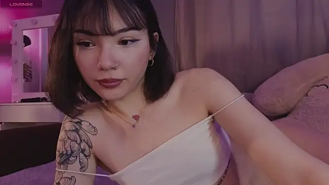 Snapshot of SandraBoyl chatting on February 2026 02:21:02 AM SandraBoyl online show from February 2026 02:21:02 AM