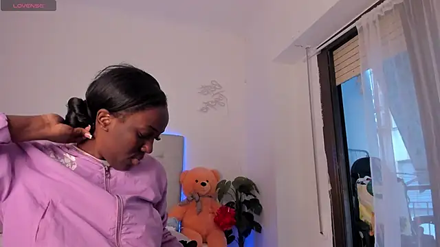 StacySmile1 online show from January 2025 04:04:02 PM
