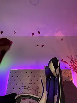 Elektra Queen online show from March 2026 01:04:01 PM