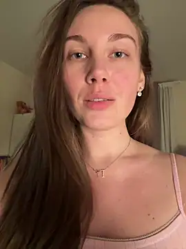 JasminJames online show from April 2026 07:42:02 PM