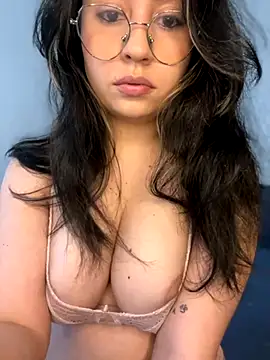 marie2  online show from September 2025 05:41:02 PM