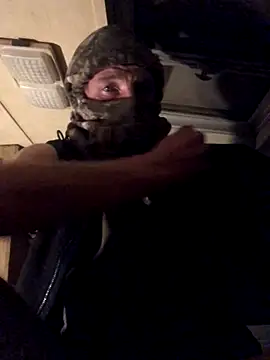 dickemdowncharleybrown online show from December 2025 07:10:01 AM