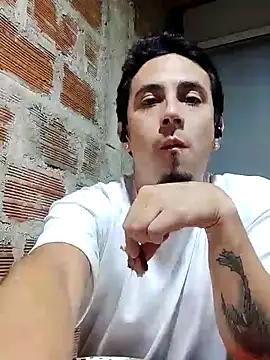 Snapshot of Rejy1992 chatting on December 2024 03:49:01 AM Rejy1992 online show from December 2024 03:49:01 AM