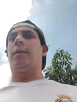 Snapshot of Rejy1992 chatting on January 2025 04:01:01 PM Rejy1992 online show from January 2025 04:01:01 PM