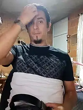 Snapshot of Rejy1992 chatting on December 2024 03:44:01 AM Rejy1992 online show from December 2024 03:44:01 AM