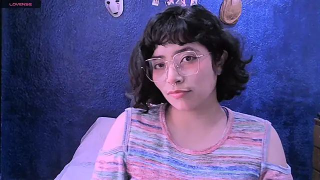 NinaYellow online show from January 2025 02:56:02 PM