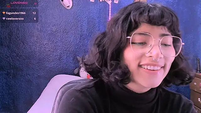 NinaYellow online show from February 2025 04:14:02 PM