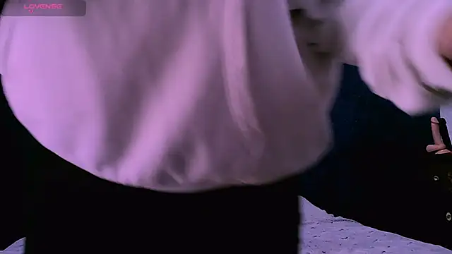 NinaYellow online show from January 2025 02:59:01 PM