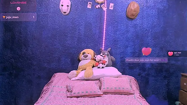 NinaYellow online show from December 2025 03:18:02 PM