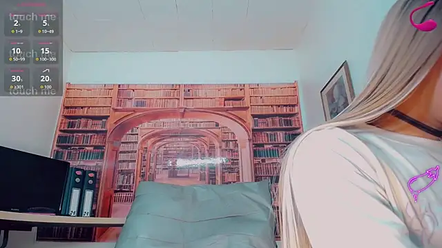 Amanda Cax online show from February 2026 07:20:01 PM