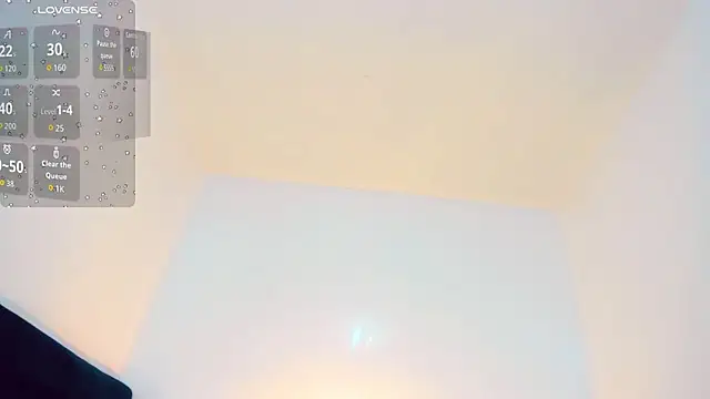 Amanda Cax online show from May 2026 07:20:02 PM