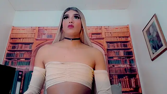 Amanda Cax online show from December 2025 07:18:01 PM