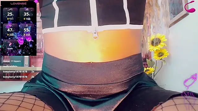 Amanda Cax online show from October 2025 07:15:02 PM