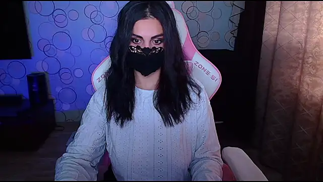   Yasmina   online show from October 2025 04:37:02 AM