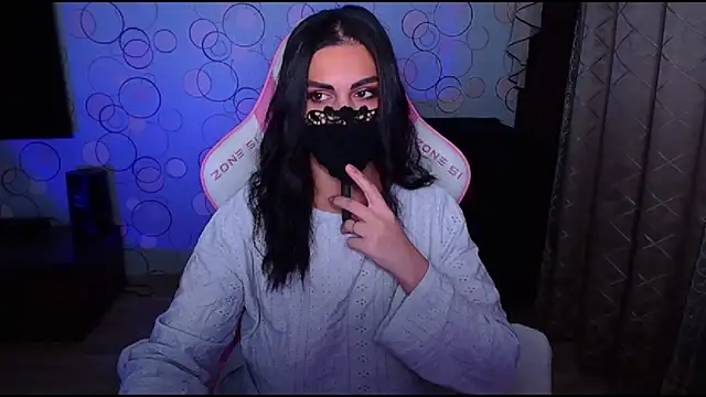   Yasmina   online show from October 2025 03:05:01 AM