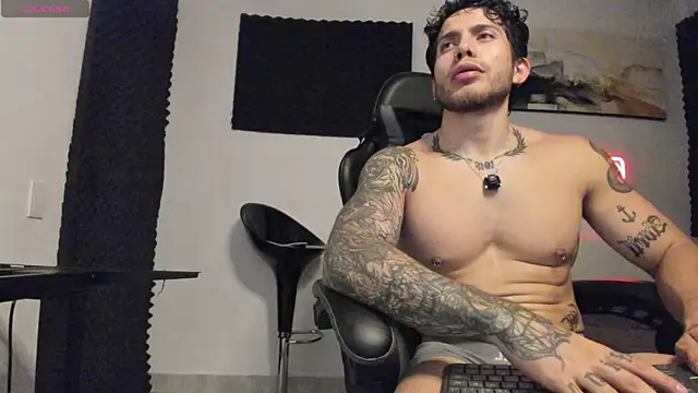 LucianSinclair online show from April 2026 03:03:01 AM