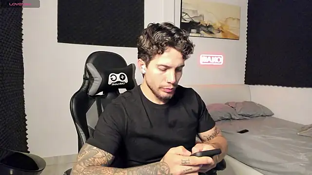 LucianSinclair online show from January 2026 02:50:01 AM