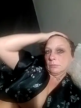 Everlyrose27 online show from January 2025 04:26:01 AM