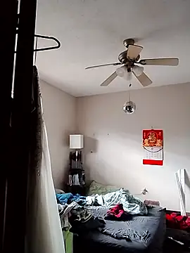 Snapshot of Everlyrose27 chatting on January 2026 05:07:02 PM Everlyrose27 online show from January 2026 05:07:02 PM