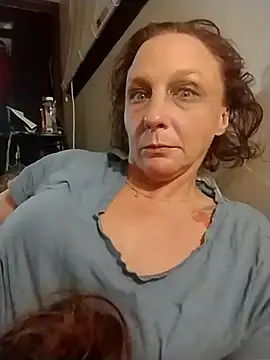 Snapshot of Everlyrose27 chatting on February 2026 01:47:01 AM Everlyrose27 online show from February 2026 01:47:01 AM