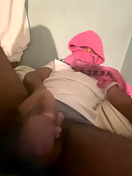 Snapshot of Nosleeptapoutvol1xxx chatting on October 2025 06:18:01 PM Nosleeptapoutvol1xxx online show from October 2025 06:18:01 PM