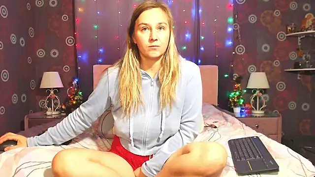 SquirtyAlice online show from December 2025 04:34:02 PM