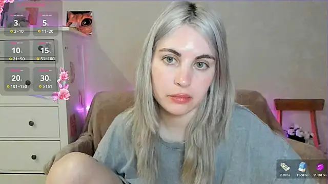 Snapshot of pawpaws chatting on April 2026 08:43:01 AM pawpaws online show from April 2026 08:43:01 AM