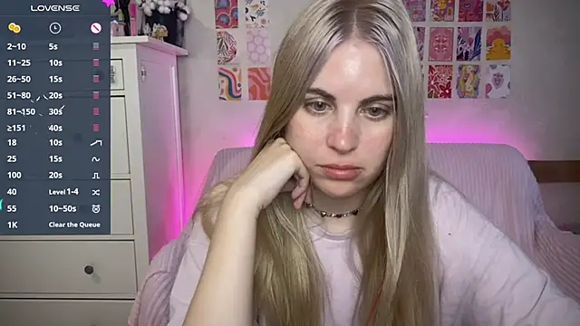 pawpaws online show from October 2025 06:37:01 AM