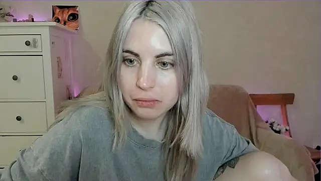 Snapshot of pawpaws chatting on April 2026 01:34:01 PM pawpaws online show from April 2026 01:34:01 PM