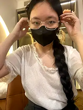 Snapshot of MEOW_MEO chatting on November 2025 04:22:02 PM MEOW MEO online show from November 2025 04:22:02 PM