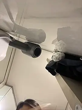 Snapshot of MEOW_MEO chatting on November 2025 03:48:02 PM MEOW MEO online show from November 2025 03:48:02 PM