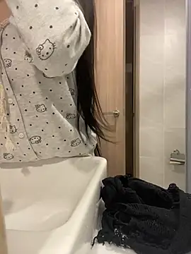 Snapshot of MEOW_MEO chatting on January 2026 04:21:02 PM MEOW MEO online show from January 2026 04:21:02 PM