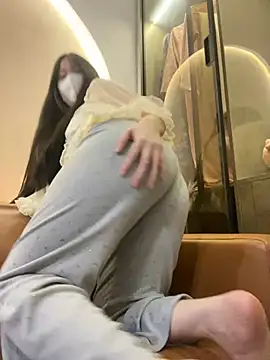 Snapshot of MEOW_MEO chatting on January 2026 04:22:02 PM MEOW MEO online show from January 2026 04:22:02 PM