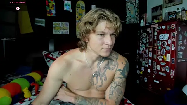 Tom Krakow online show from October 2025 07:48:02 PM