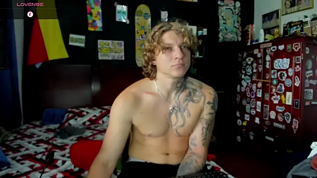 Tom Krakow online show from October 2025 04:50:02 PM