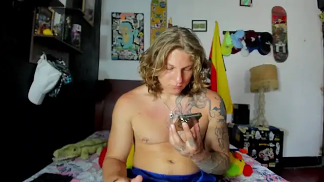 Snapshot of Tom_Krakow chatting on May 2026 07:11:02 PM Tom Krakow online show from May 2026 07:11:02 PM