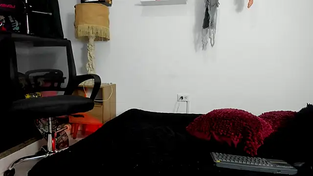Tom Krakow online show from December 2024 12:02:01 AM