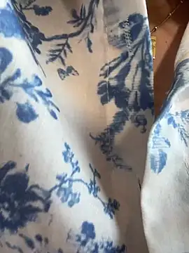 Hii Lolla online show from April 2026 07:10:01 AM